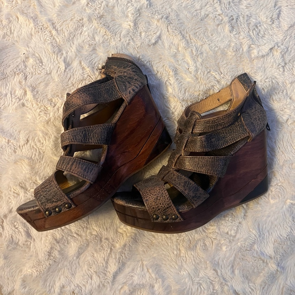 Bed Stu wedge sandals! Size 9.